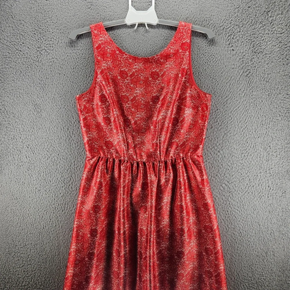 The Limited Dress Size 8 Fit and Flare Floral Print Back Zip Pocket Red White -8